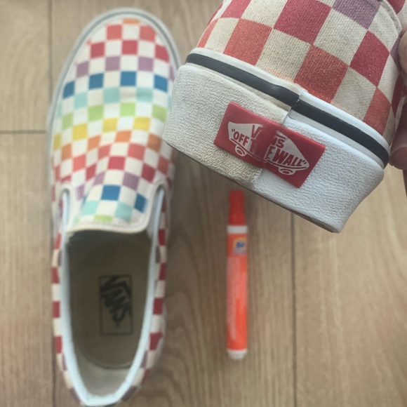 Vans Rainbow Checkerboard Slip-on - Picture 6 of 13